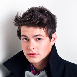 Israel Broussard - Acteur