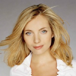 Nadja Uhl - Actrice