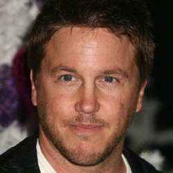 Lochlyn Munro - Acteur