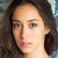 Oona Chaplin - Actrice