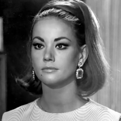 Claudine Auger - Actrice