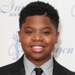 Benjamin Flores Jr - Acteur