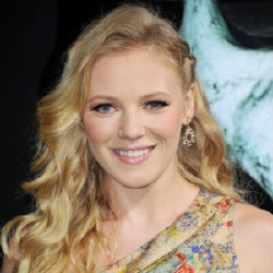 Emma Bell - Actrice