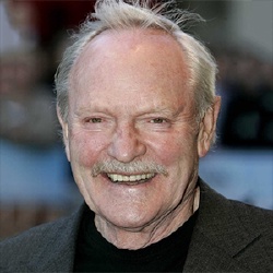 Julian Glover - Acteur