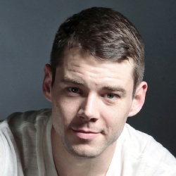 Brian J. Smith - Acteur