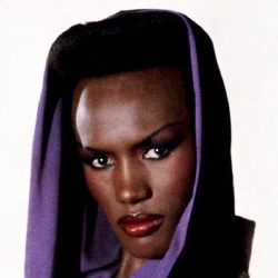 Grace Jones - Chanteuse