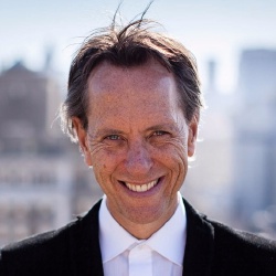 Richard E. Grant - Acteur