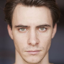 Harry Lloyd - Acteur