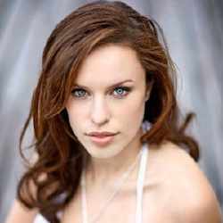 Jessica McNamee - Actrice