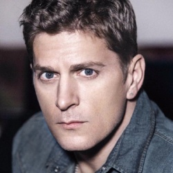 Rob Thomas - Créateur