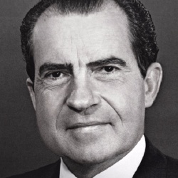 Richard Nixon - Politique