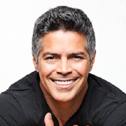 Esai Morales - Guest star