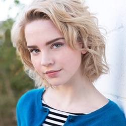 Sophie Thatcher - Actrice