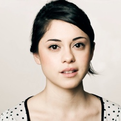 Rosa Salazar - Actrice