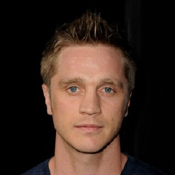 Devon Sawa - Acteur