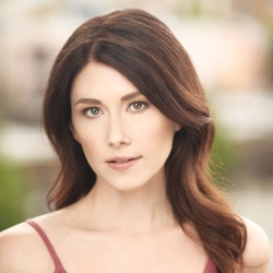 Jewel Staite - Actrice