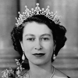 Reine Elizabeth II - Monarque