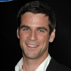 Eddie Cahill - Guest star