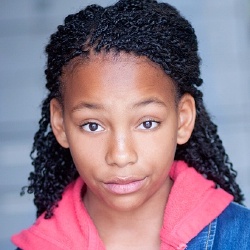 Sydney Mikayla - Actrice