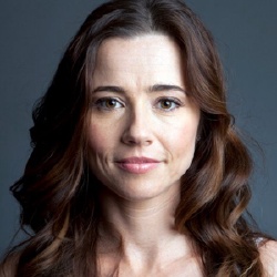 Linda Cardellini - Guest star