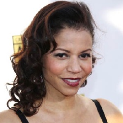 Gloria Reuben - Actrice