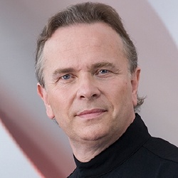 Mark Elder - Chef d'orchestre