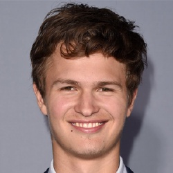 Ansel Elgort - Acteur