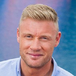 Freddie Flintoff - Présentateur