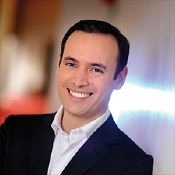 Yann-Antony Noghès - Présentateur