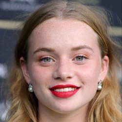 Luna Wedler - Actrice