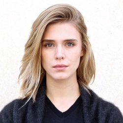 Gaia Weiss - Actrice