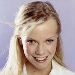 Laura Harris - Actrice