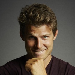 Travis Van Winkle - Acteur