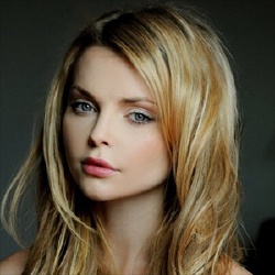 Izabella Miko - Actrice