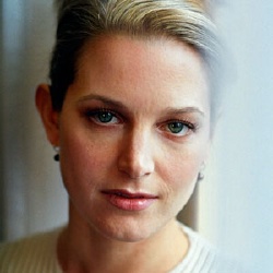 Bridget Fonda - Actrice