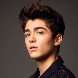 Asher Angel - Acteur