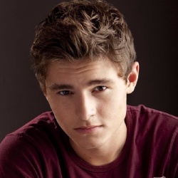 Callan McAuliffe - Acteur