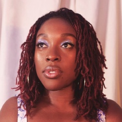 Ronke Adekoluejo - Actrice