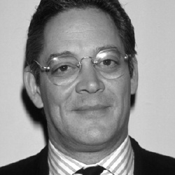 Raul Julia - Acteur